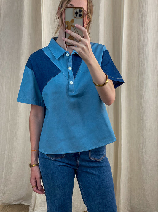 Chemisier Juliette bleu bicolore en denim avec col polo et manches courtes, blouse casual femme style western