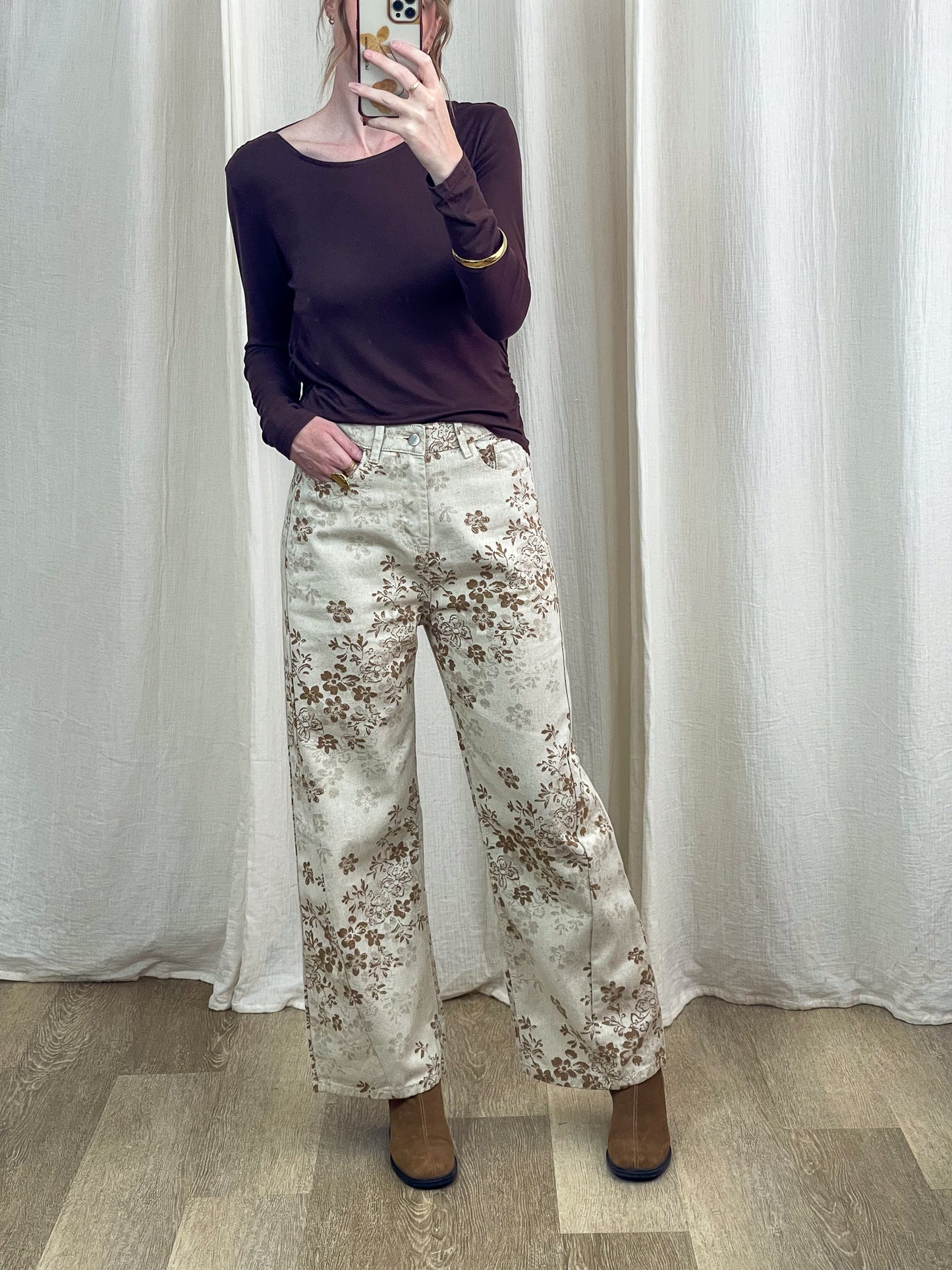 Pantalon Ingrid large imprimé floral beige et marron taille haute femme style bohème chic