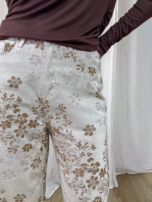 Pantalon Ingrid fluide argenté motif floral bronze coupe droite femme tendance chic