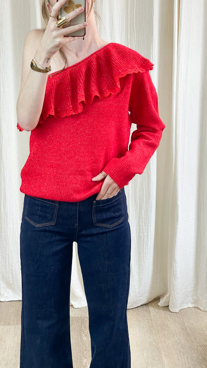 Pull Marjolaine – Pull rouge à volant asymétrique