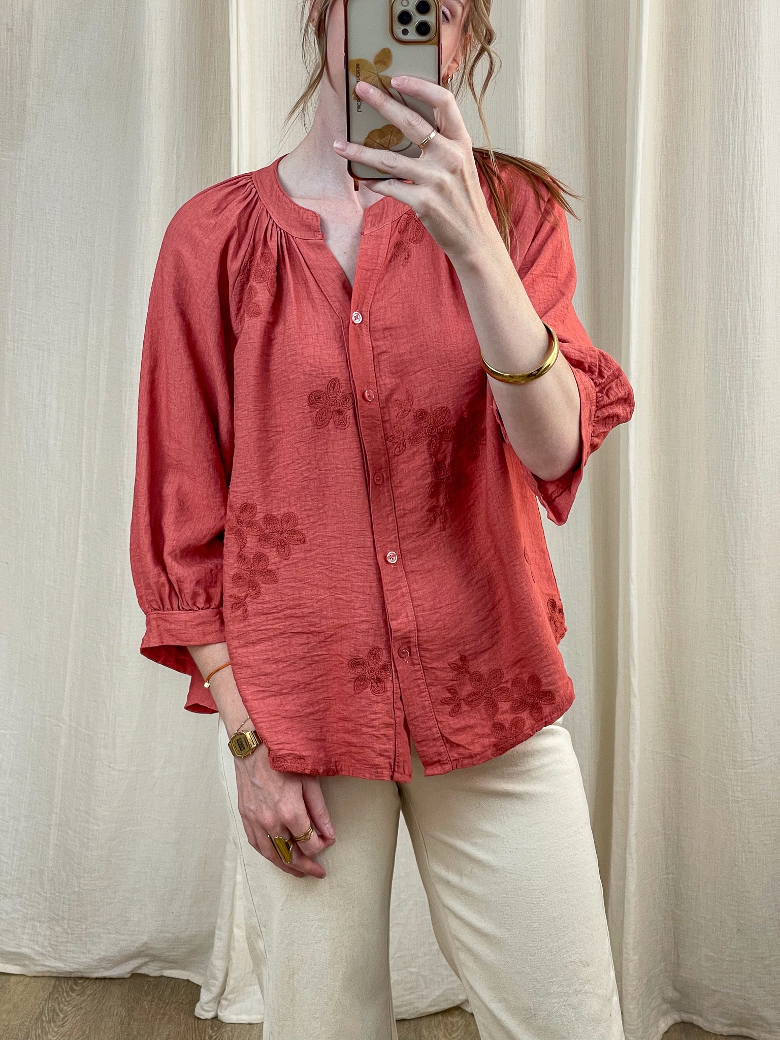 Blouse Coralie terracotta brodée fleurs manches 3/4 col V femme style bohème chic