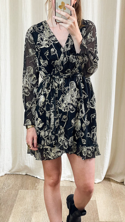 Robe France-Lise – Robe portefeuille noire à imprimé doré