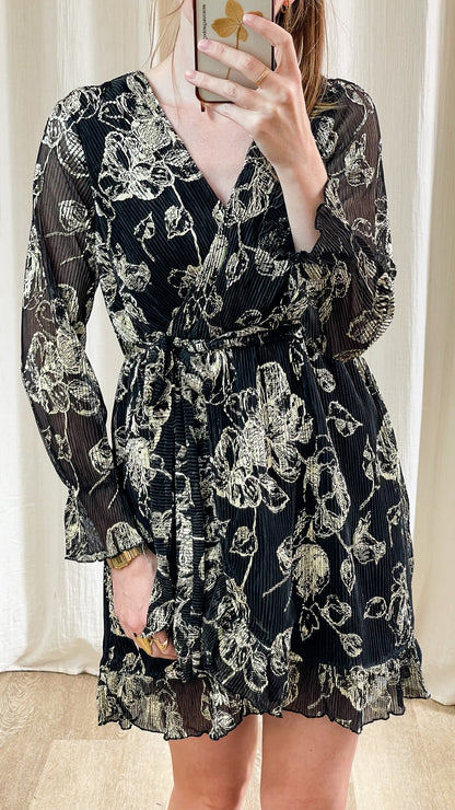 Robe France-Lise – Robe portefeuille noire à imprimé doré
