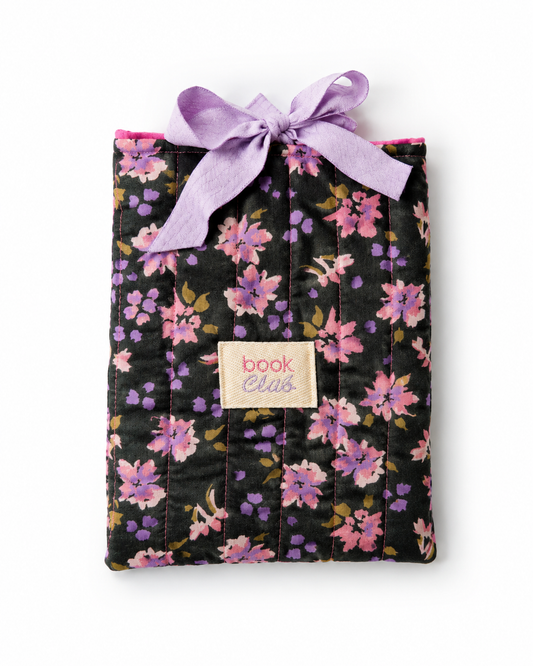 Pochette matelassée livre de poche noire motif floral violet rose avec nœud lavande et étiquette book club