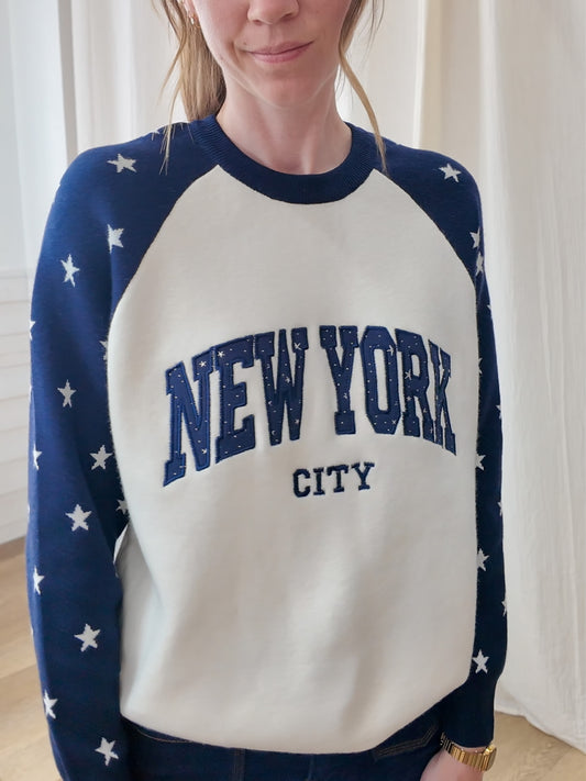 Pull raglan bicolore blanc et bleu marine motif étoiles broderie New York City femme style américain