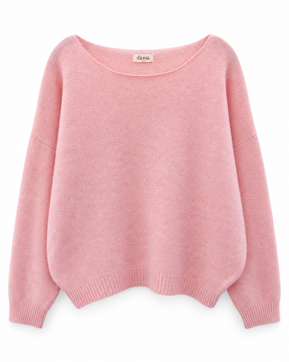 Pull femme rose pastel oversize col bateau en maille douce, coupe ample manches chauve-souris style cocooning