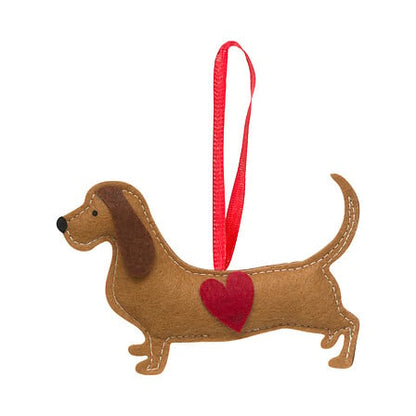 Décoration de Noël teckel en feutrine marron avec cœur rouge et ruban satin, suspension sapin artisanale 13 cm