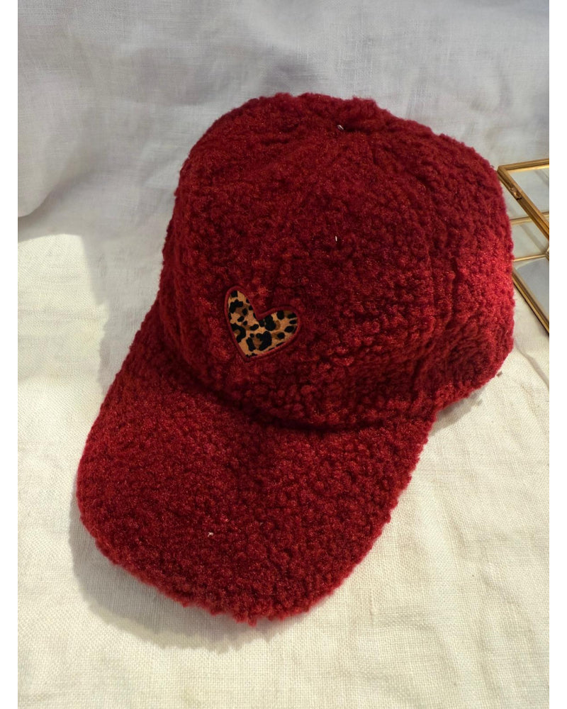 Casquette moumoute avec cœur léopard