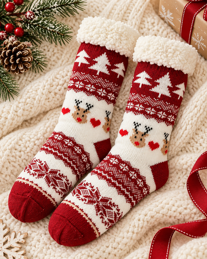 Chaussettes de Noël rouges et blanches doublées polaire motif renne et sapin style nordique femme hiver