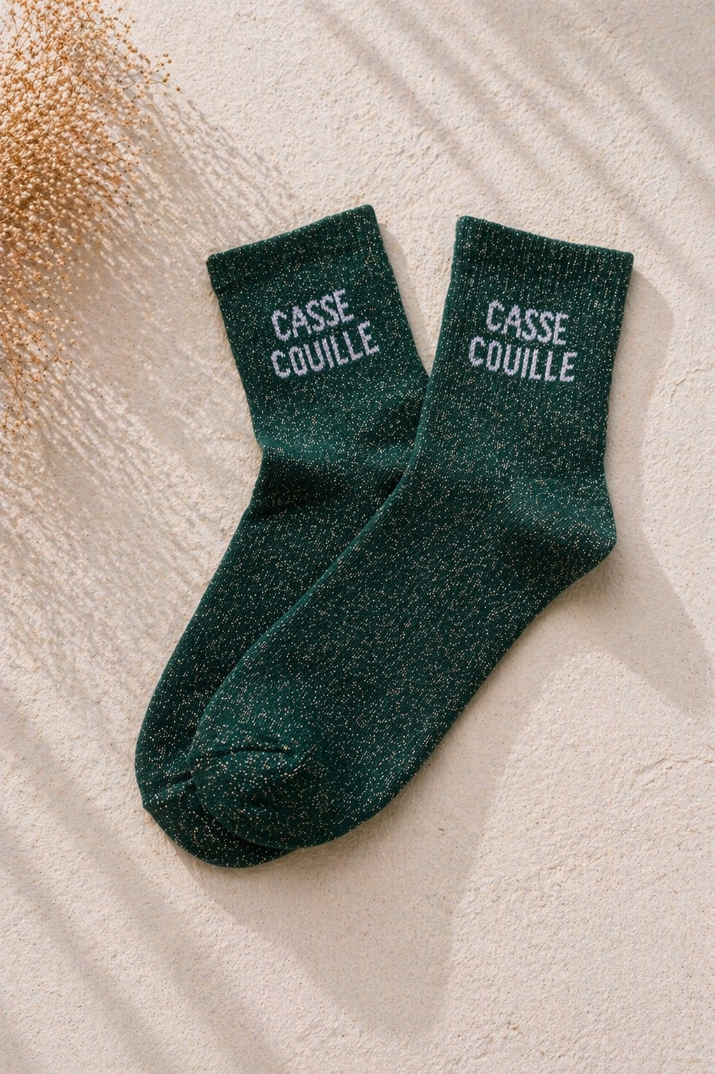 Chaussettes pailletées vert sapin message CASSE COUILLE blanc — cadeau humour femme