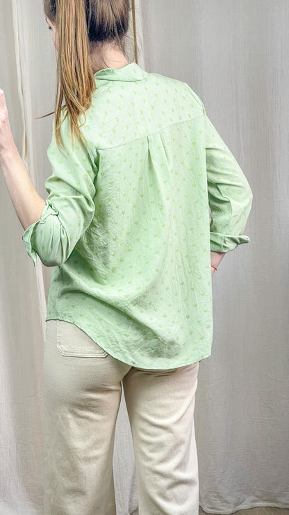 Chemise femme vichy vert motif cœurs vue de dos coupe fluide