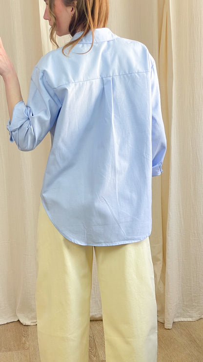 Chemise bleu femme oversize avec cœur brodé dos