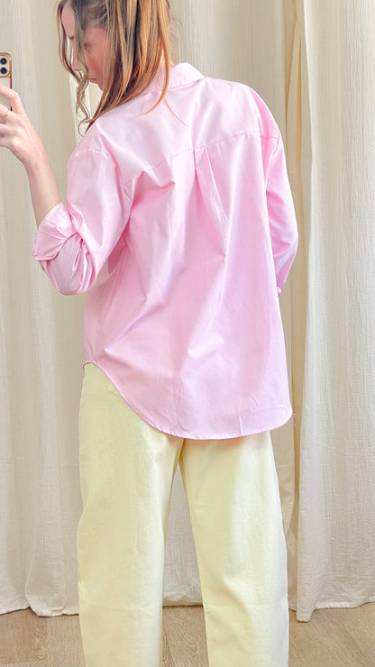 Chemise rose femme cœur brodé détail poitrine style dos