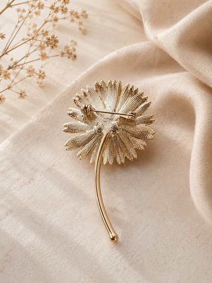 Broche marguerite rose - Bijou floral émaillé tige dorée