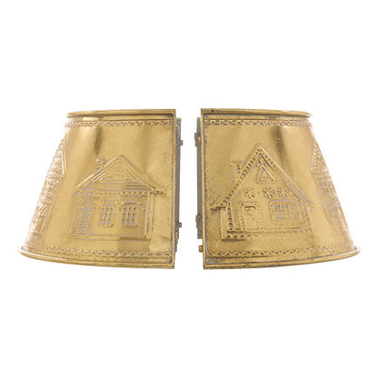 Pied de sapin métal doré motif maison gravé diamètre 56 cm décoration Noël traditionnelle