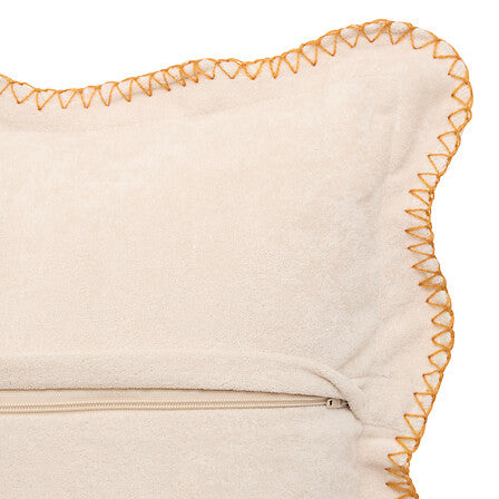 Coussin beige lin 40x40cm avec bordure festonnée orange et fermeture éclair, accessoire déco salon bohème naturel