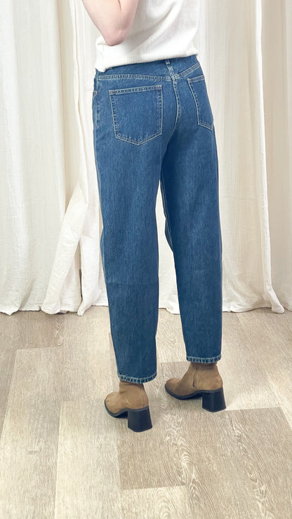 Jean Bony Oraije coupe barrel, vue de dos, taille haute