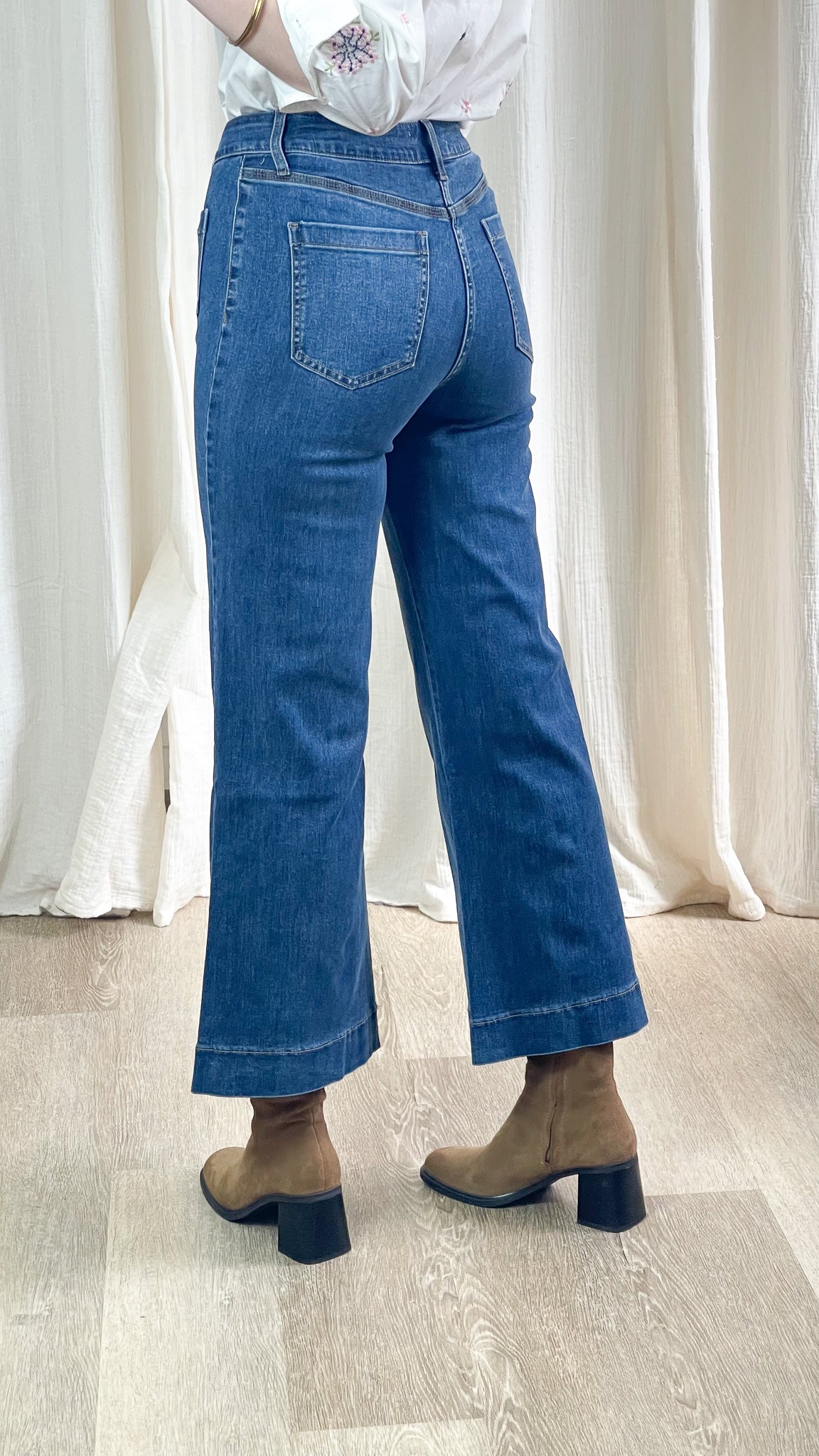 Jean Gasparette Oraije coupe wide taille haute, vue de dos