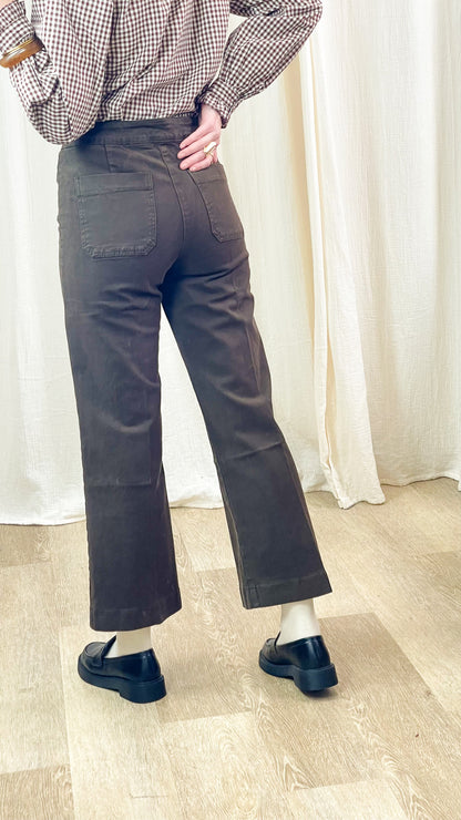 Jean Victorine Oraije coupe wide à pont, vue de dos, taille haute marron