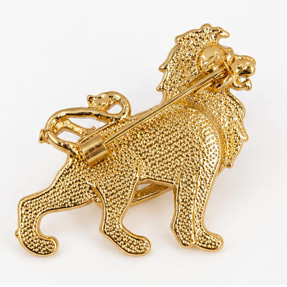 Broche dorée signe astrologique lion en métal texturé, accessoire bijou constellation femme