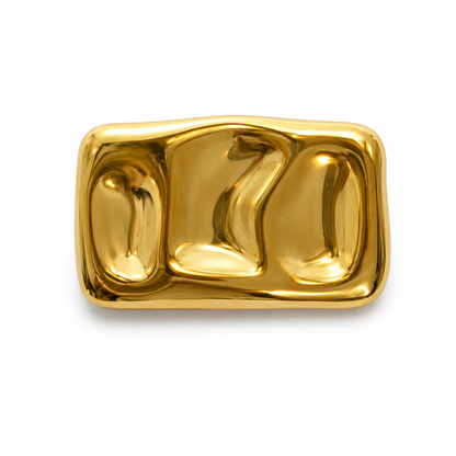 Broche dorée rectangulaire relief organique sculptural accessoire bijou fantaisie femme style contemporain