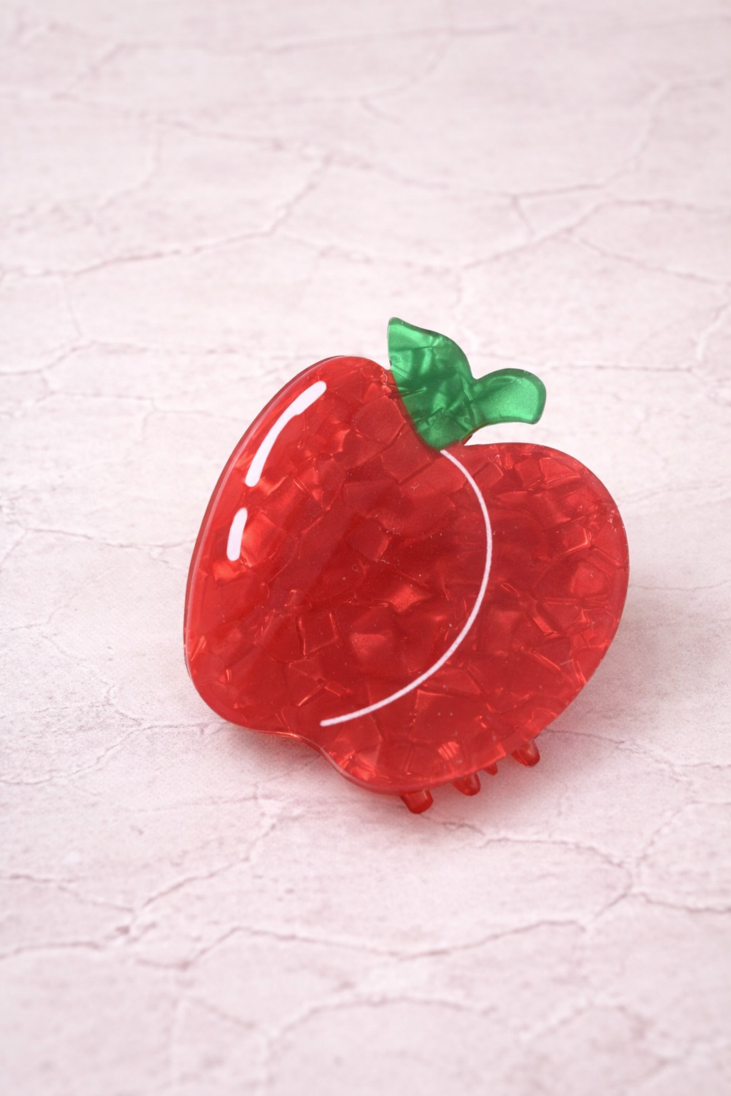 Pince crabe cheveux pomme résine acétate rouge nacrée