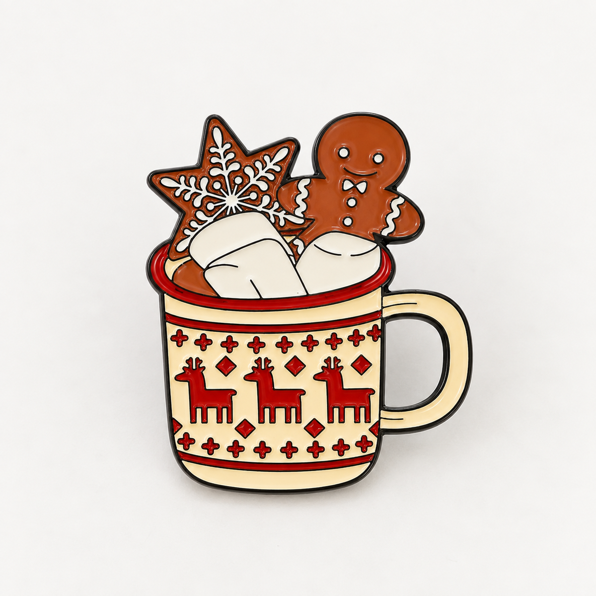 Pin's émaillé tasse de Noël beige motif renne rouge avec bonhomme pain d'épices et marshmallows accessoire festif