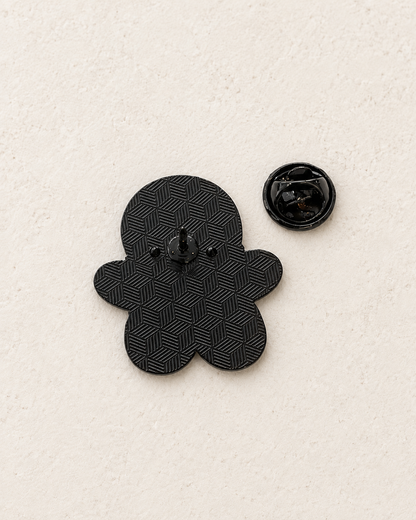 Pin's pain d'épice noir métallique dos texturé motif géométrique cube accessoire fantaisie original