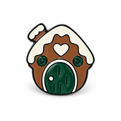 Pin's maison pain d'épice marron et vert avec toit enneigé blanc et cœur, accessoire fantaisie Noël style kawaii