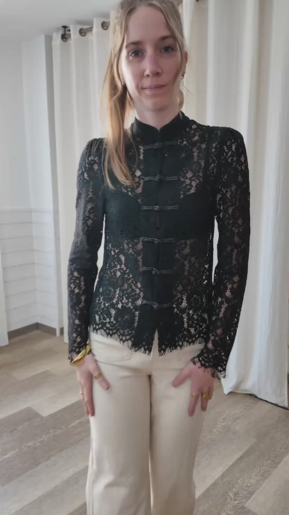 Blouse en dentelle style mandarin - Haut noir boutons brandebourgs