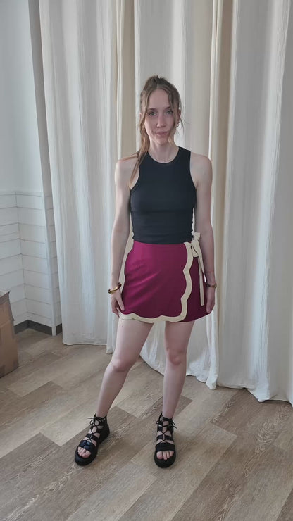 Jupe-short Louise - Jupe portefeuille festonnée avec lien à nouer