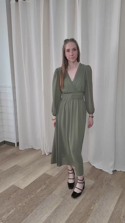 Robe habillée en mousseline - Robe longue plissée col V