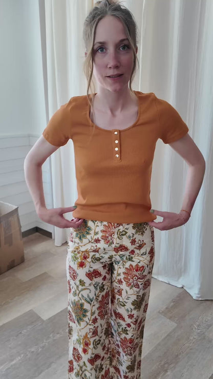 Pantalon fleuri en coton - Coupe large motif floral bohème