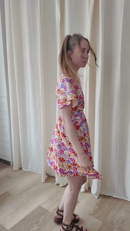 Robe Mélanie - Robe portefeuille fleurie multicolore