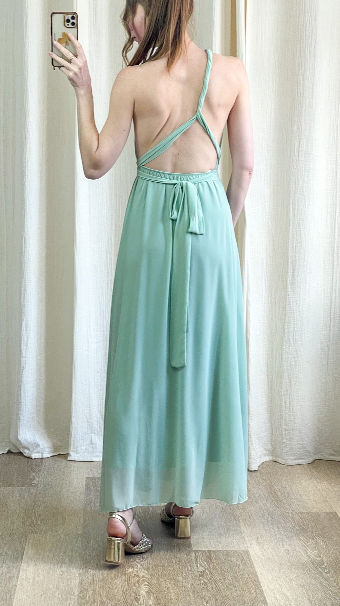 Robe longue vert d’eau April dos idéale pour cérémonie