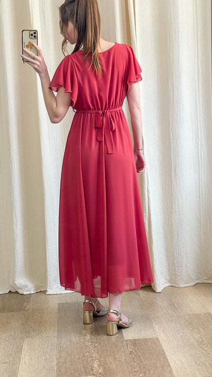 Dos de la robe Chloé vieux rose robe longue fluide avec taille élastique