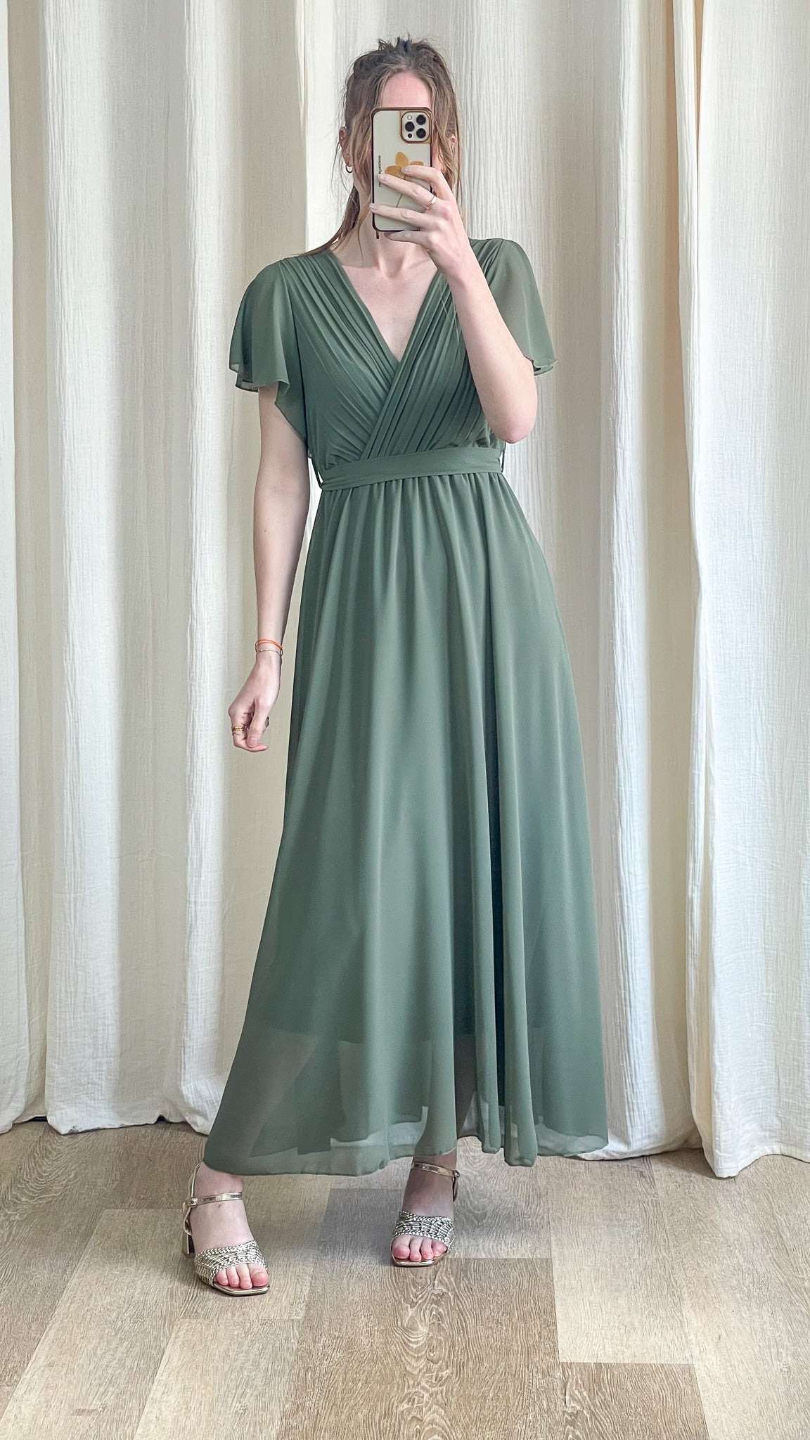 Robe Chloé robe longue fluide kaki élégante pour invitée de mariage