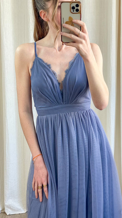 Décolleté plongeant avec dentelle robe Océane – robe cocktail mariage élégante